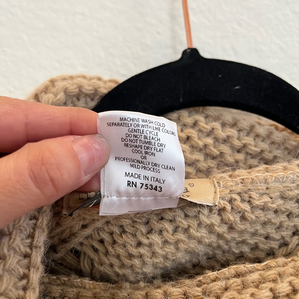 Luxury‎ Neutral Cable Knit Poncho Alpaca Blend Cowl Neck Cozy Spring Layering - Picture 3 of 11